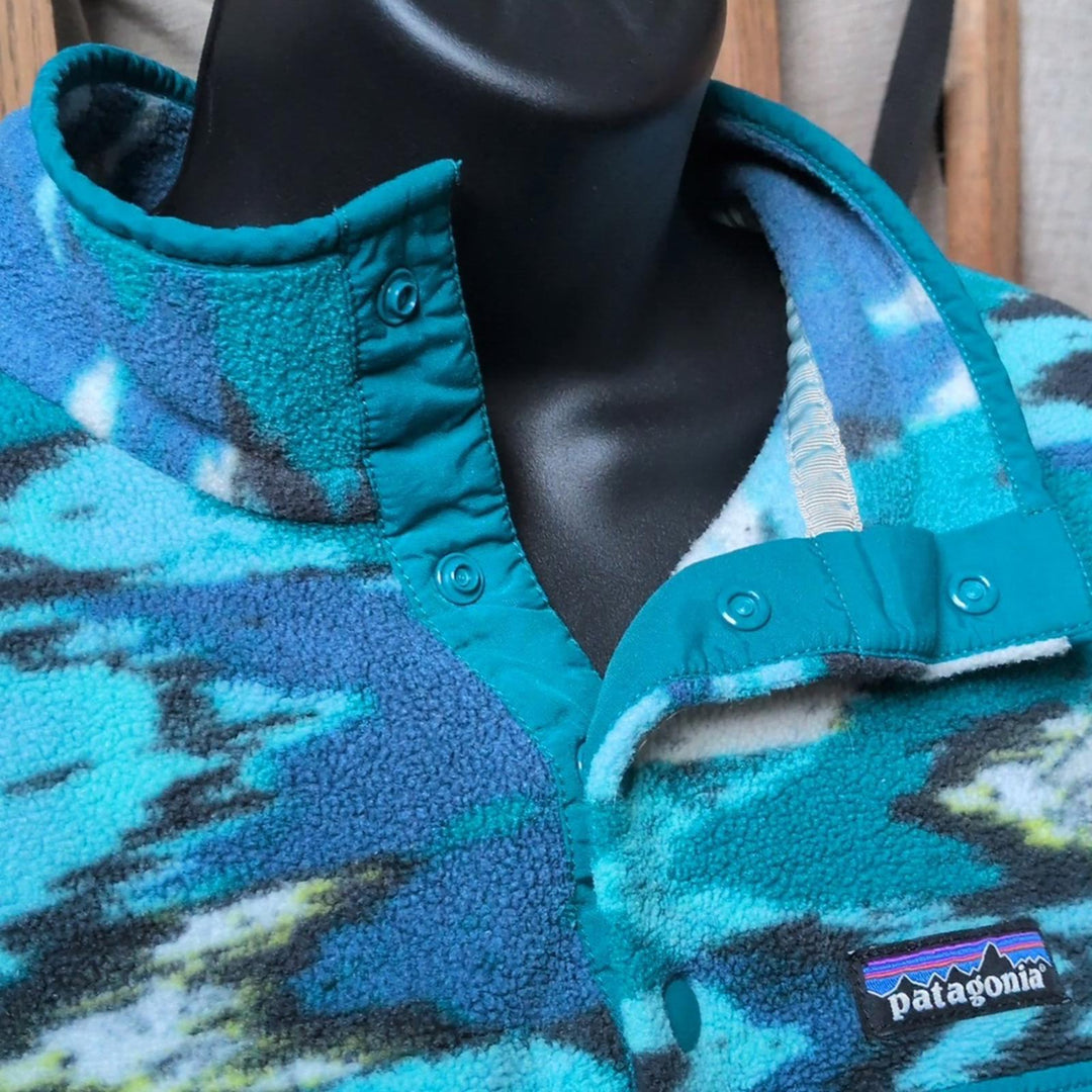 Patagonia Synchilla Trout Tales Elwha Blue Sweater- Medium