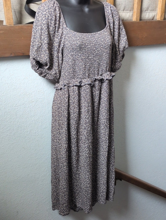 Neuflora Emory Dress In Grey Floral Size M