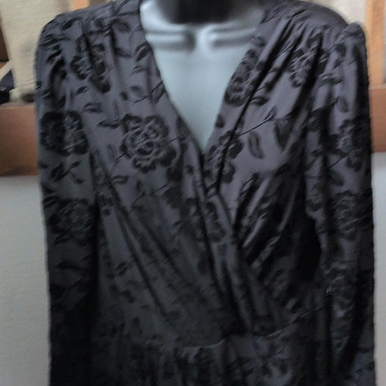 Ivy City Co Burned Floral Velvet Amaya Dress - XL