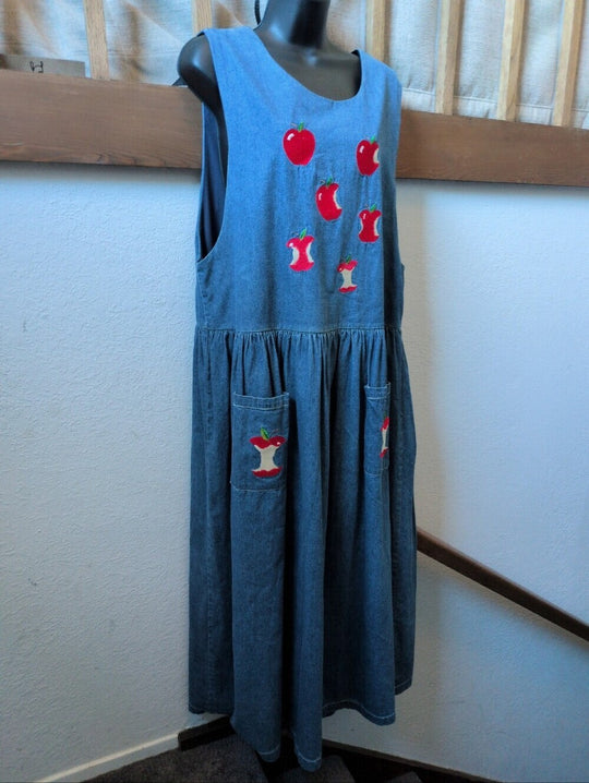 Vintage Casey Coleman apple-embroidered denim jumper dress -Large