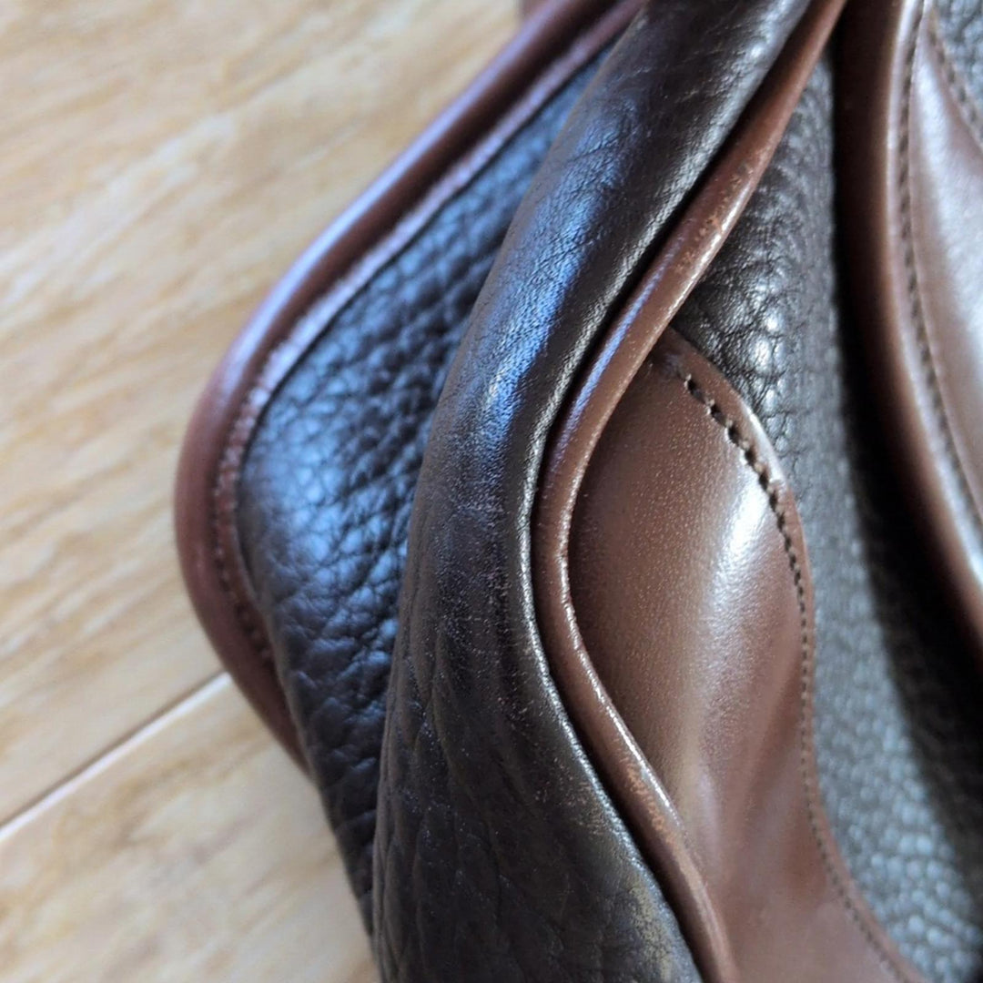 Dooney And Bourke Carrier Leather Bag