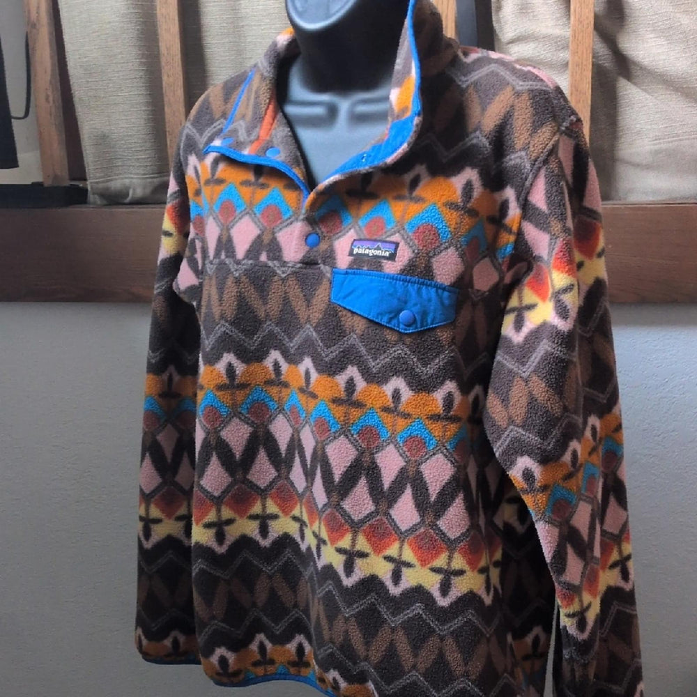 Patagonia Synchilla Big Anthos Pink And Orange Sunset Sweater - Medium