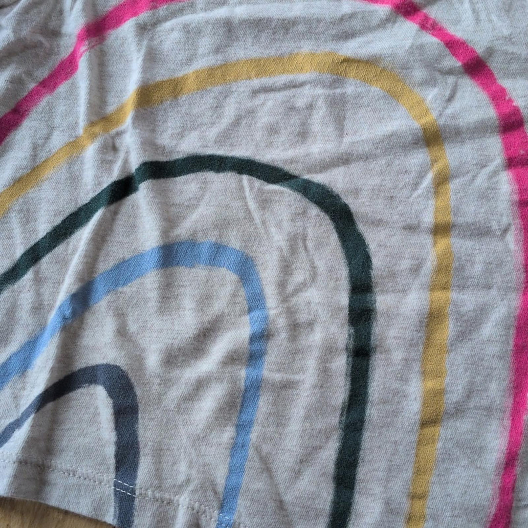 Gap Kids Organic Cotton Rainbow Tee Size 4-5