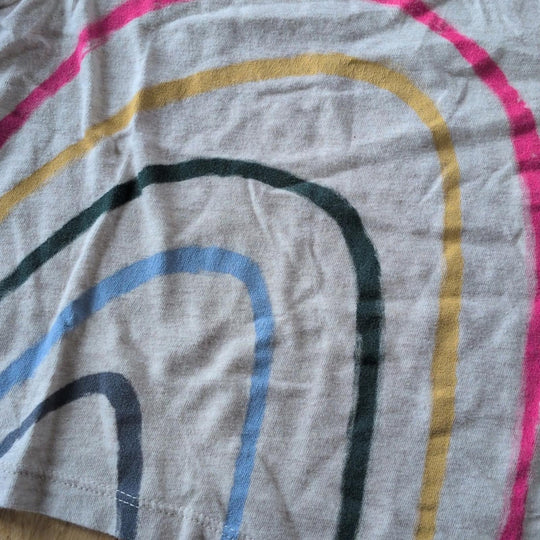 Gap Kids Organic Cotton Rainbow Tee Size 4-5