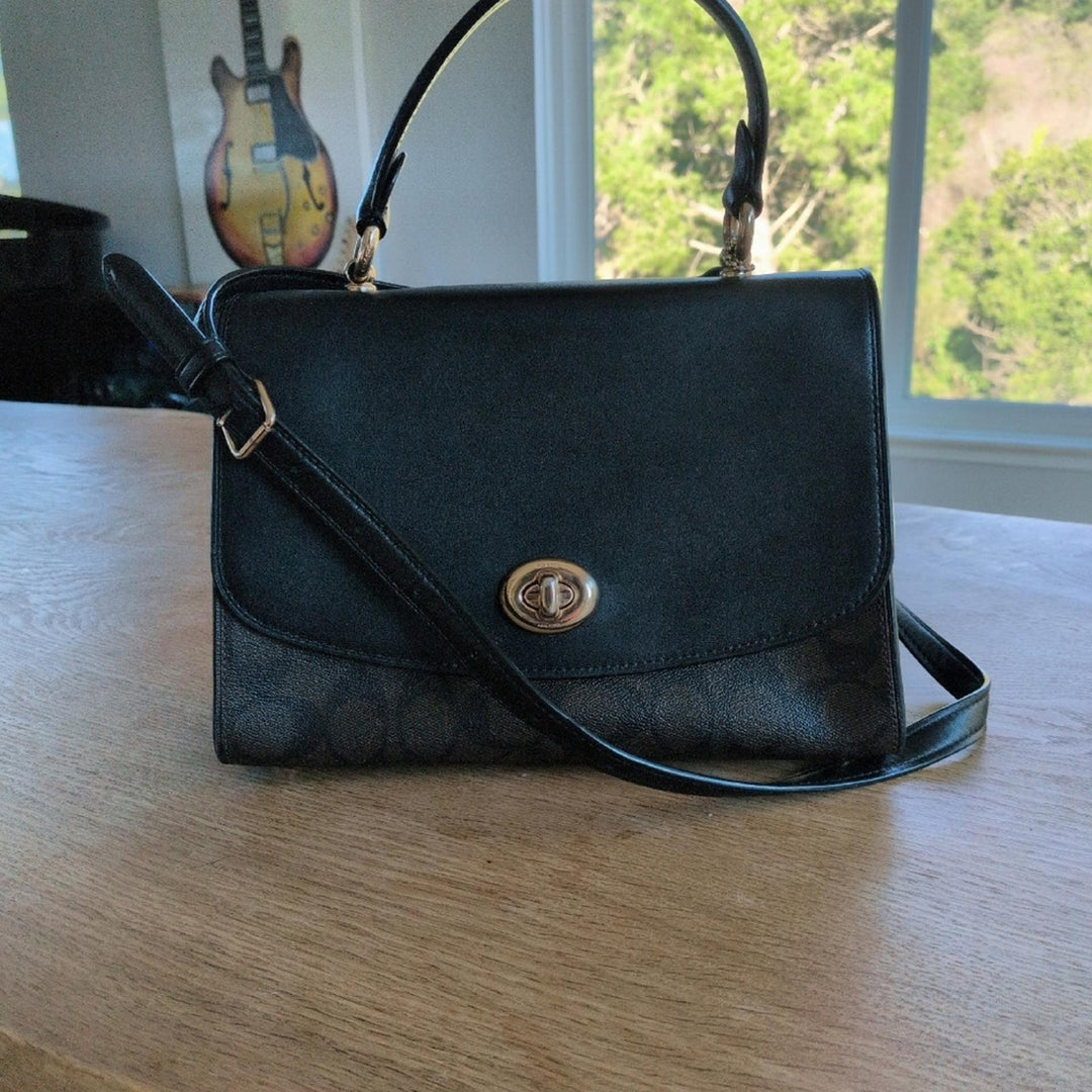 Coach Tilly Top Handle Purse With Dark Signature Print Bottom
