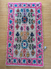 Hand Loomed Momo Floral Rugs by Girón Guatemalan Home and Decor