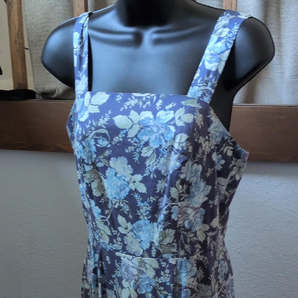 Laura Ashley Blue Floral Button Back Dress - US 8