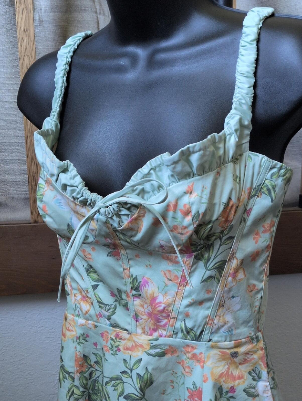 House of CB 'Sabrina' corset fit and flare dress in Light Jade Floral Size XS
