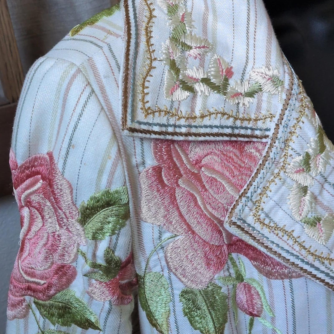 Biya Johnny Was Pink Embroidered Rose Coat - Small