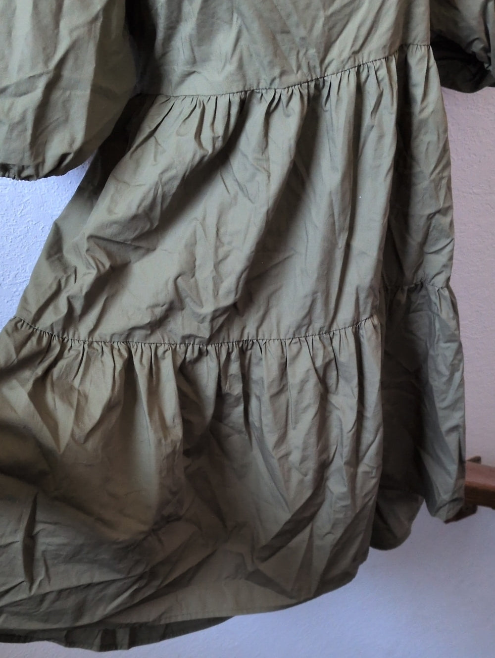MiNKPINK Issy Tie Back Babydoll Smock Dress in khaki/olive green - small