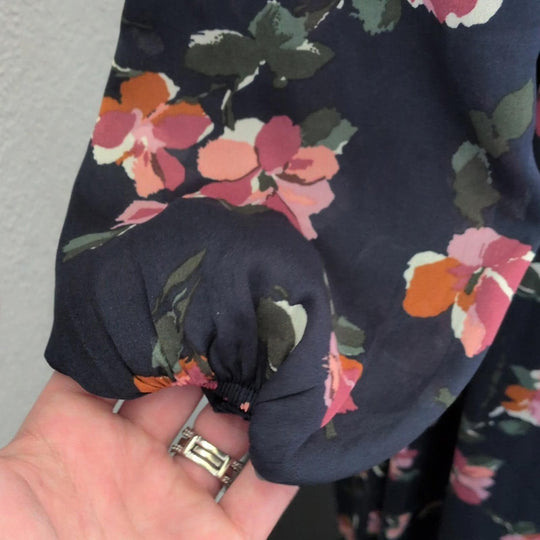 Abercrombie Long Sleeve Sweetheart Floral Midi Dress