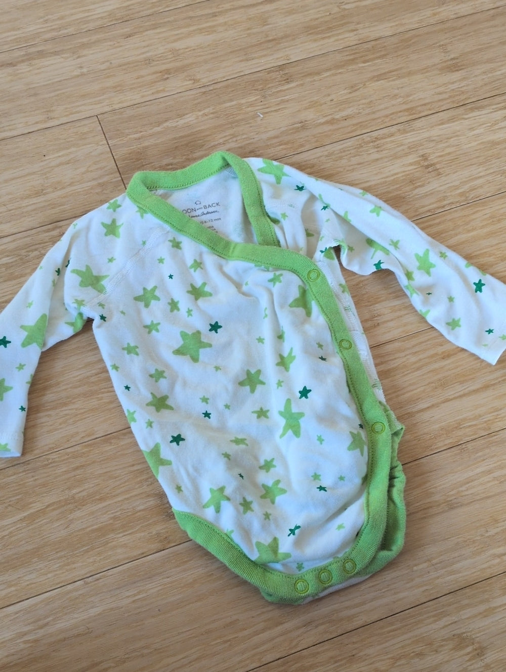 Hannah Anderson To The Moon And Back Green Stars Long Sleeve Onesie 6-12