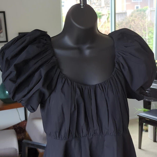 Abercrombie and Fitch black puff sleeve Emerson mini dress - Medium