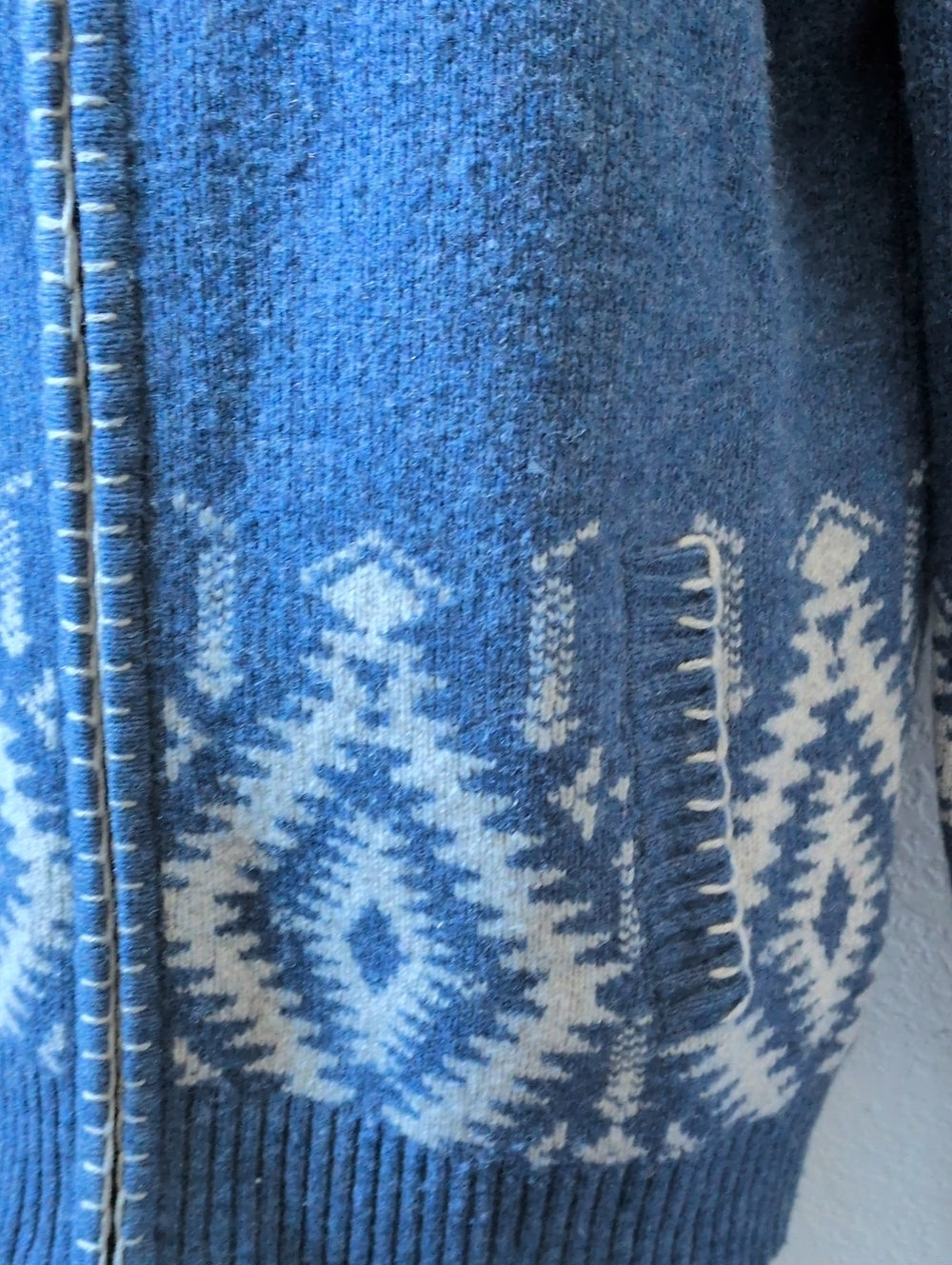 Pendleton Aztec/Navajo-patterned blue wool zip-up jacket or cardigan size s