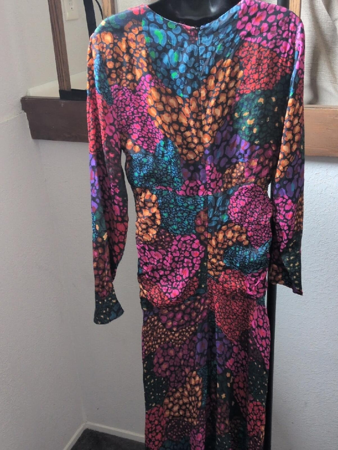 Viral Tiktok Farm Rio Rainbow Hearts Viscose Midi Dress - M