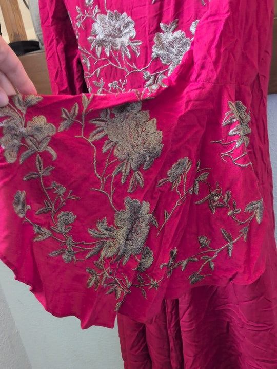 Aratta Silent Journey Daisy Fae Red Embroidered Kimono OS