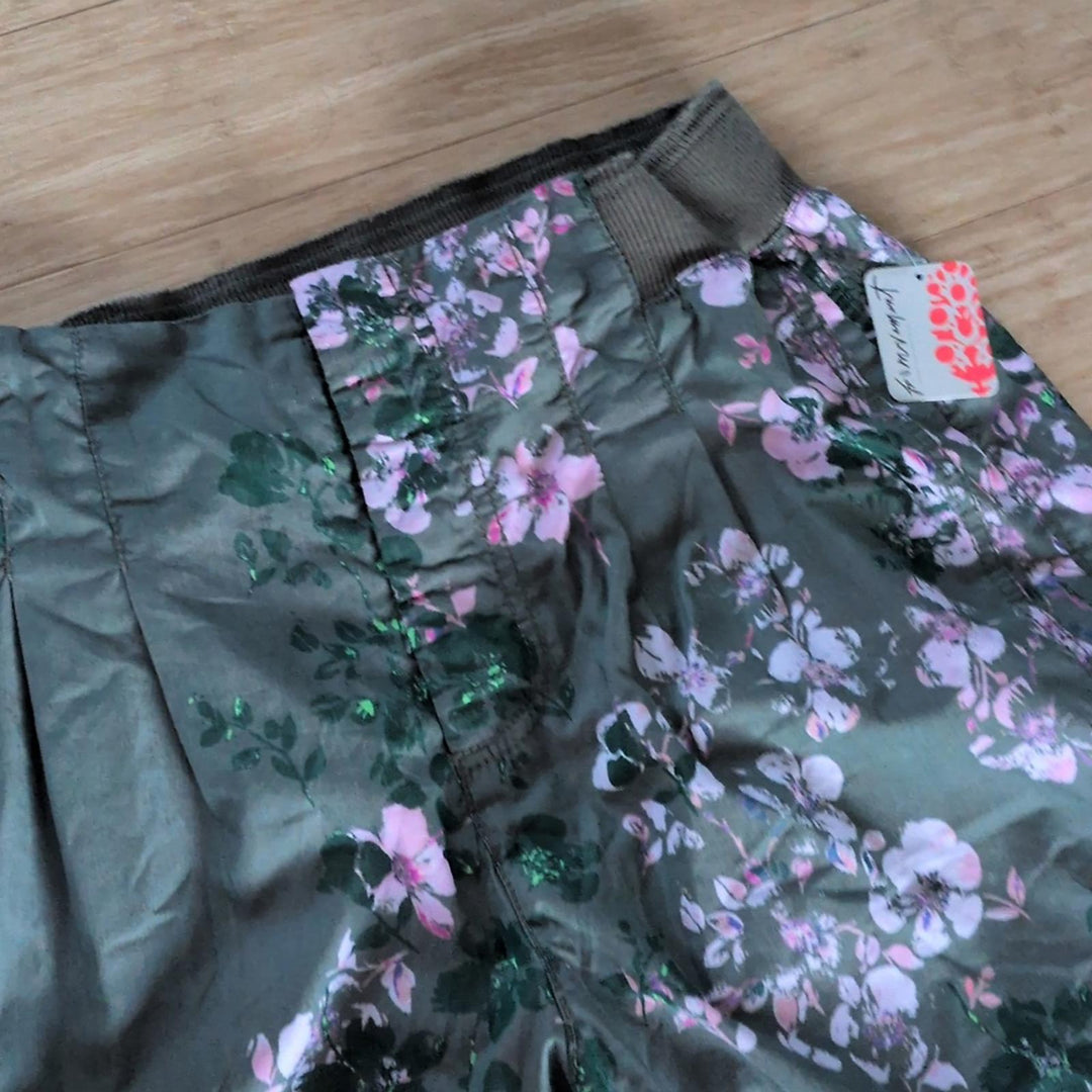 Free People Movement Mesmerize Me Pant In Green Pink Floral - Medium