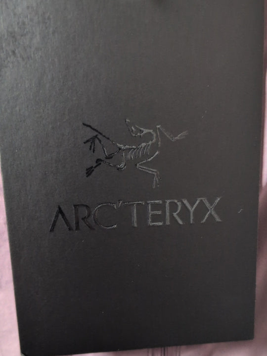 Interstellar Arc'teryx Norvan Insulated Vest - medium