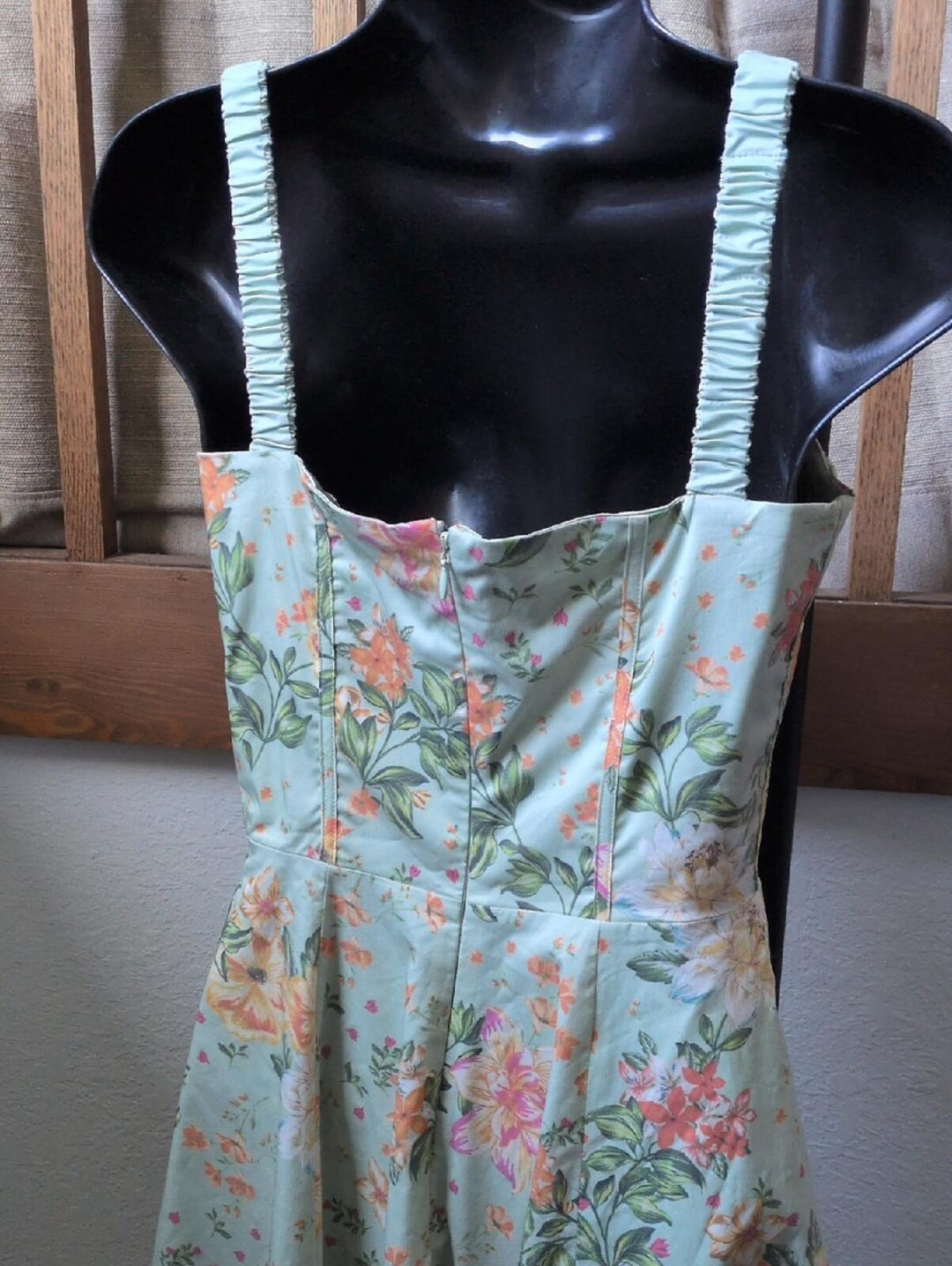 House of CB 'Sabrina' corset fit and flare dress in Light Jade Floral Size XS