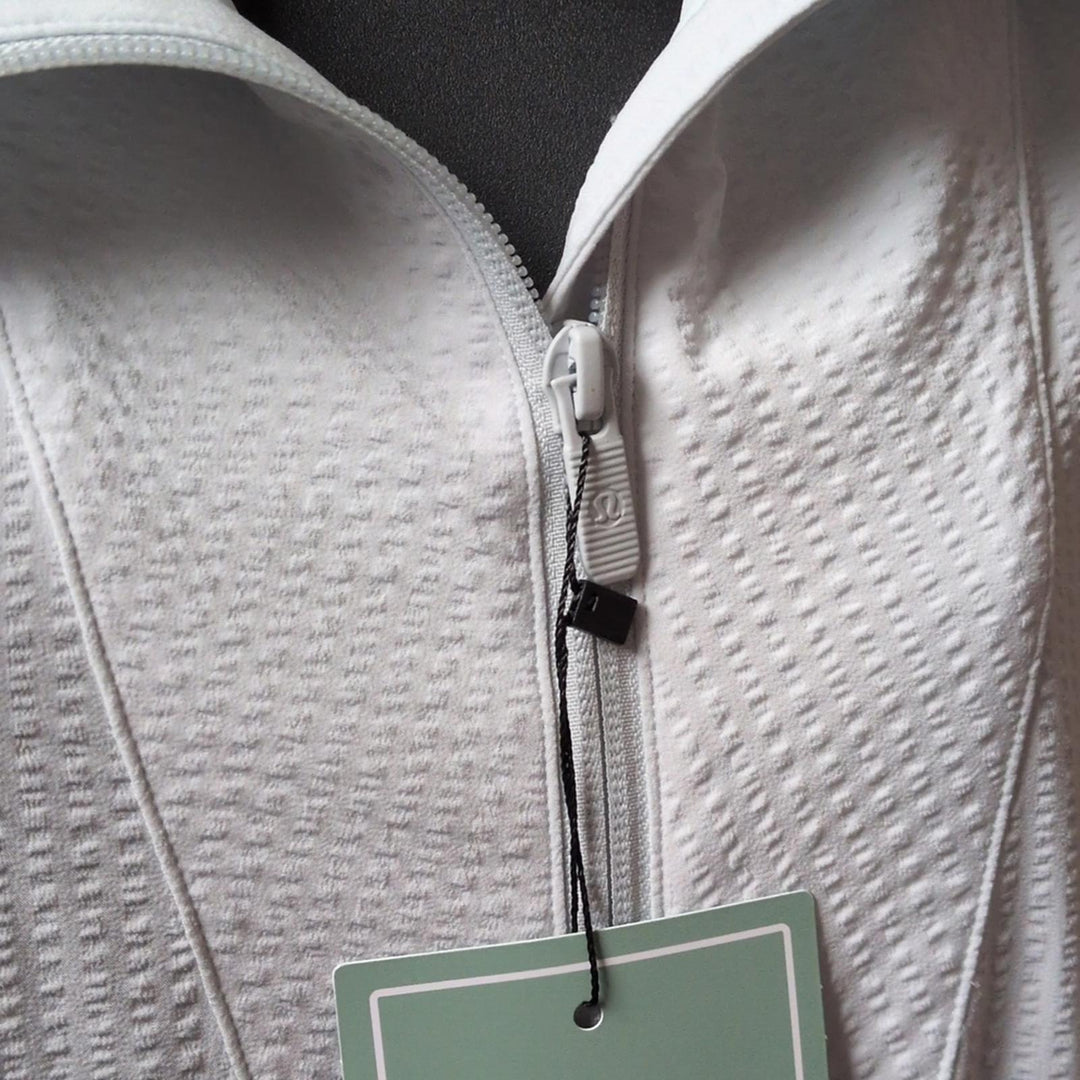 Lululemon Pack Light Packable Pullover In Almost Blue - US 8