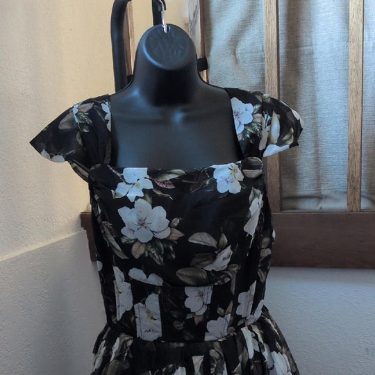 I Feel Pretty Dress In Magnolia By Ivy City Co - 0