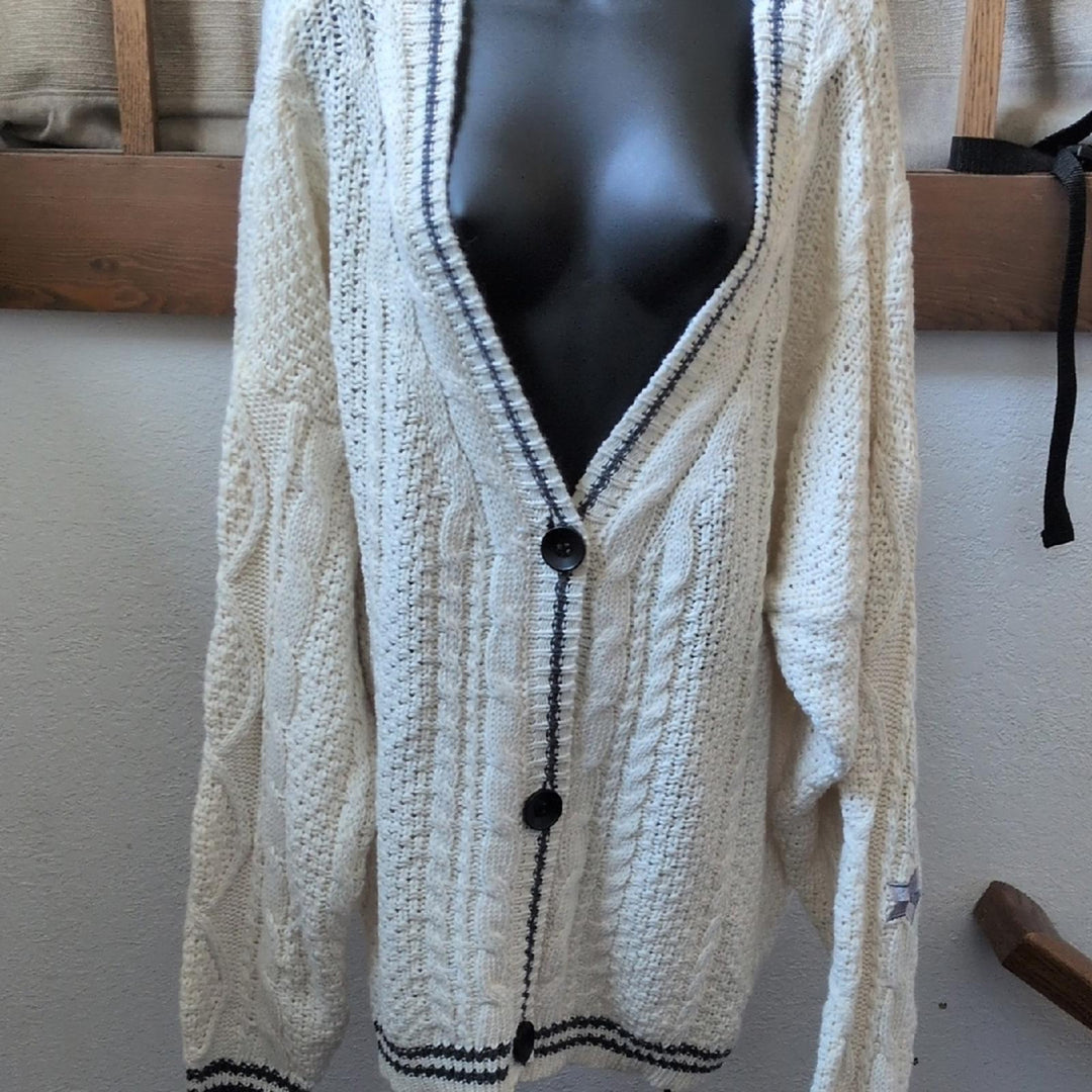 Rare Taylor Swift Folklore Star Sweater - 3x /4X