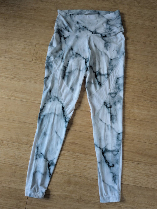 Varley Windsor Performance First leggings In white marble print - Small
