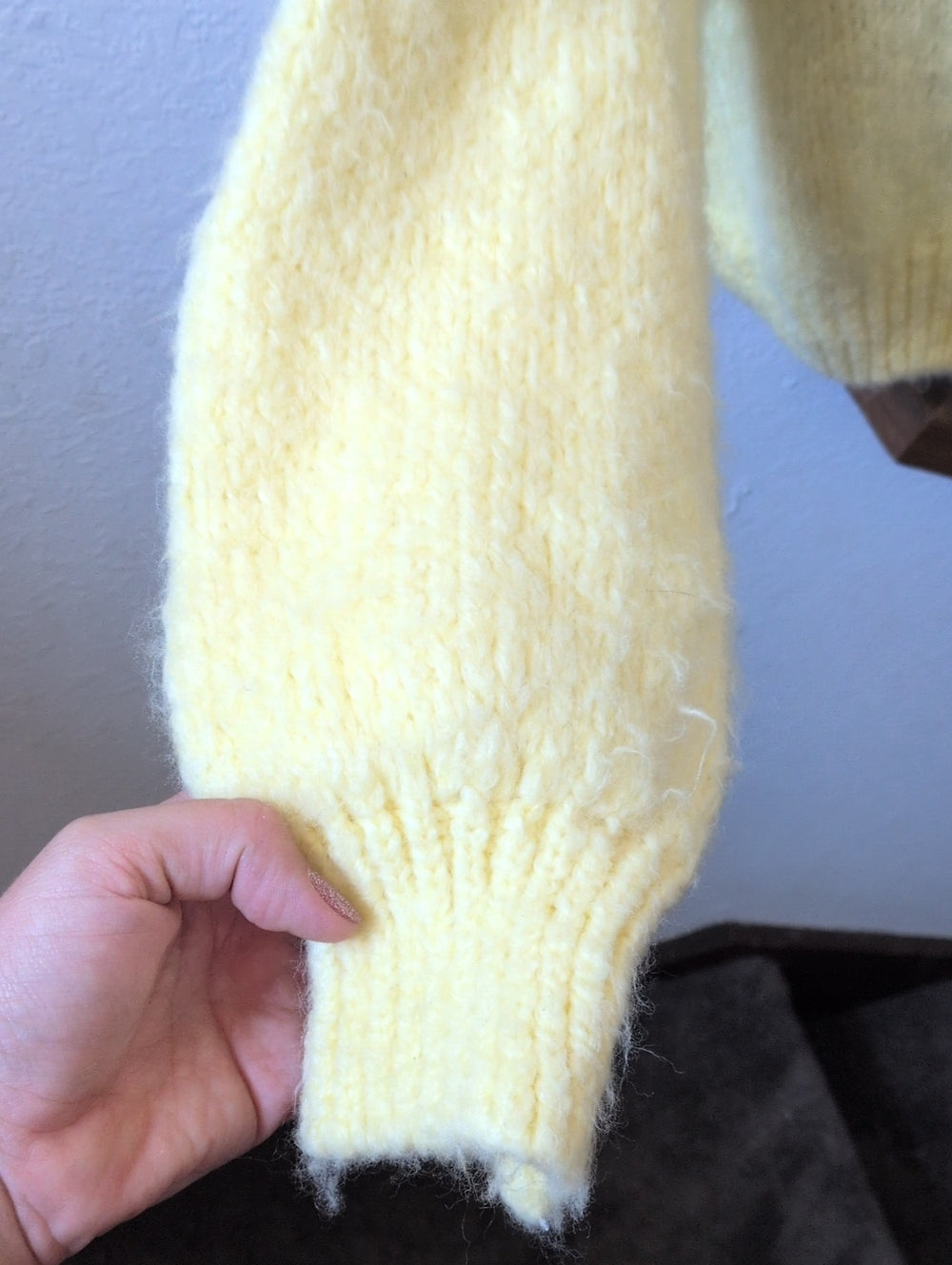 Janou Cardigan in Yellow from the boutique brand Easy Clothes - OSFM.