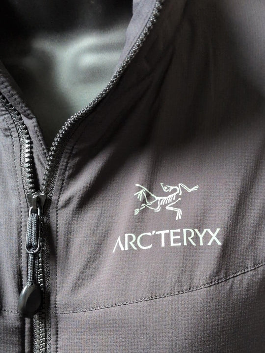 Arc'teryx Atom LT insulated vest in black - M