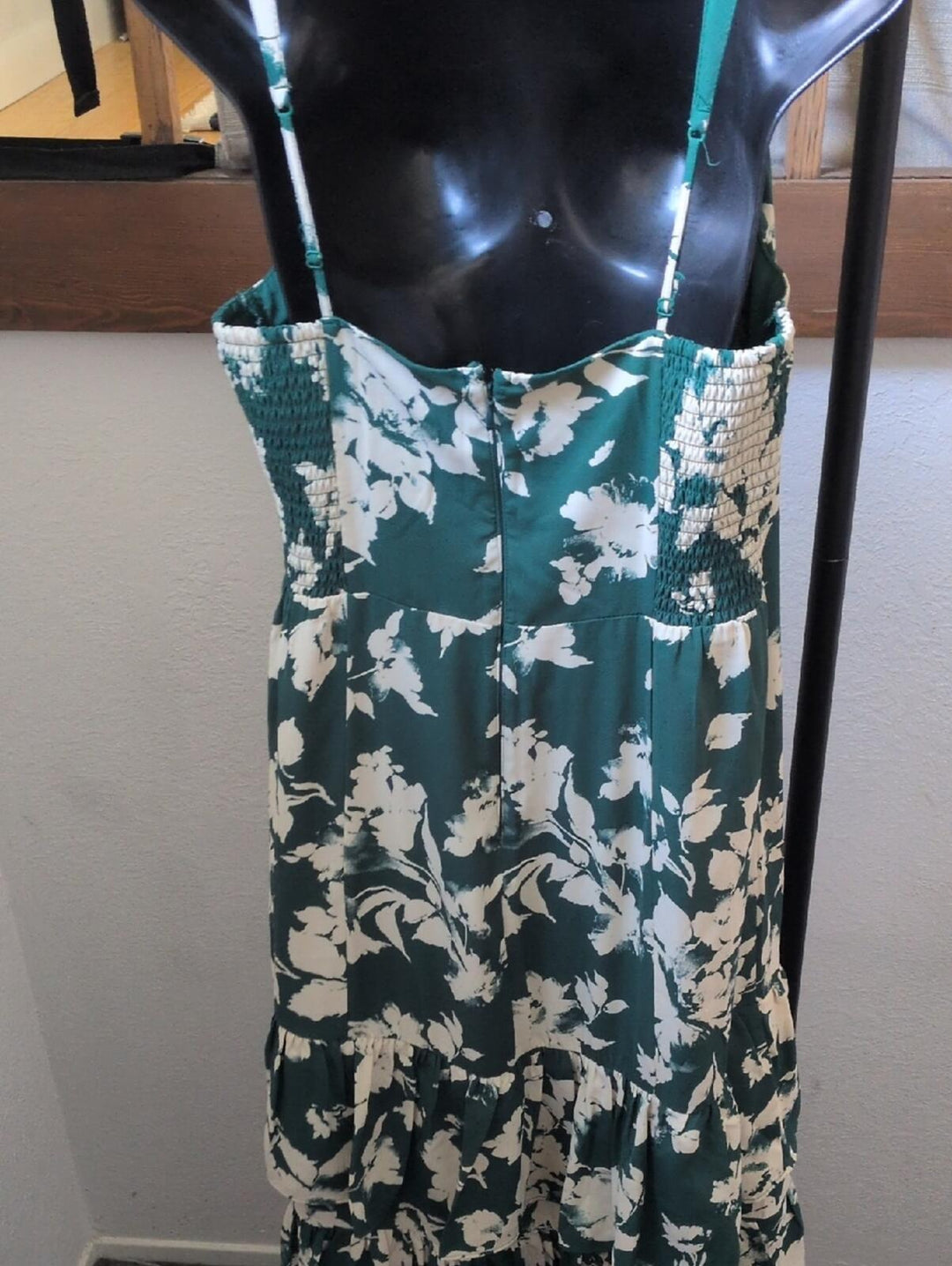 Abercrombie And Fitch Ruffle Tiered Maxi Dress In Green Floral - Large