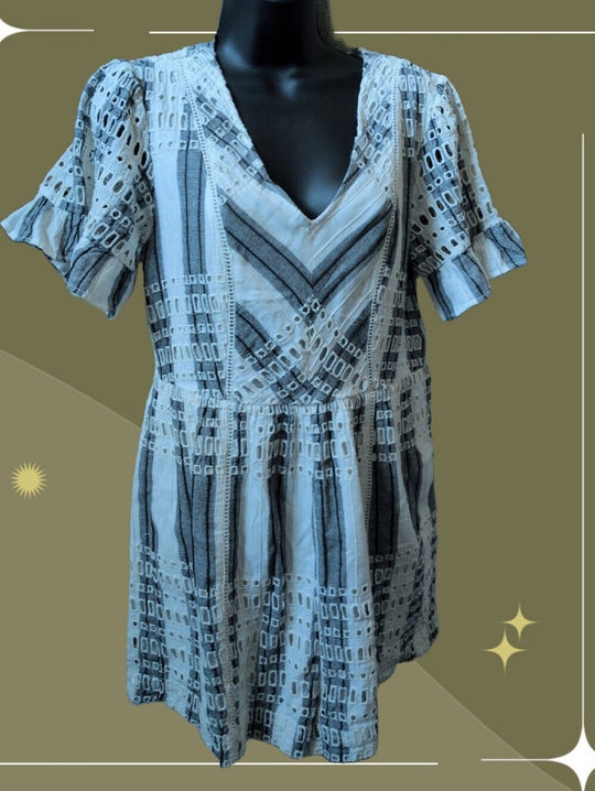 Anthropologie Ett:twa Striped Eyelet Romper size US 8.