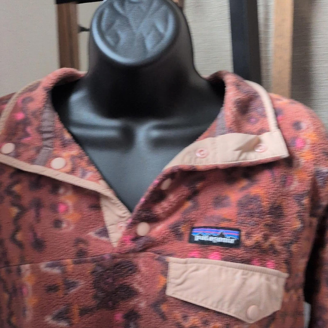 Patagonia Wandering Woods Pattern Synchilla - Small