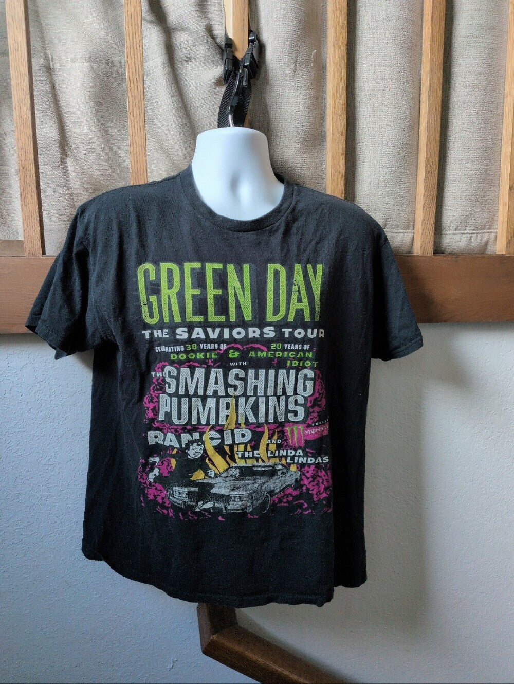 Green Day The Saviors Tour Tee Shirt Est. Size L