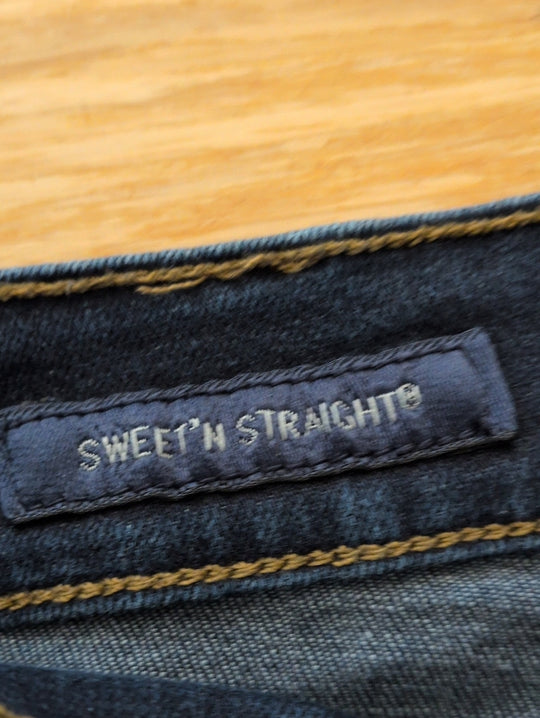 Lucky Brand Sweet N Straight Dark Wash Denim Jeans Size 6 / 28