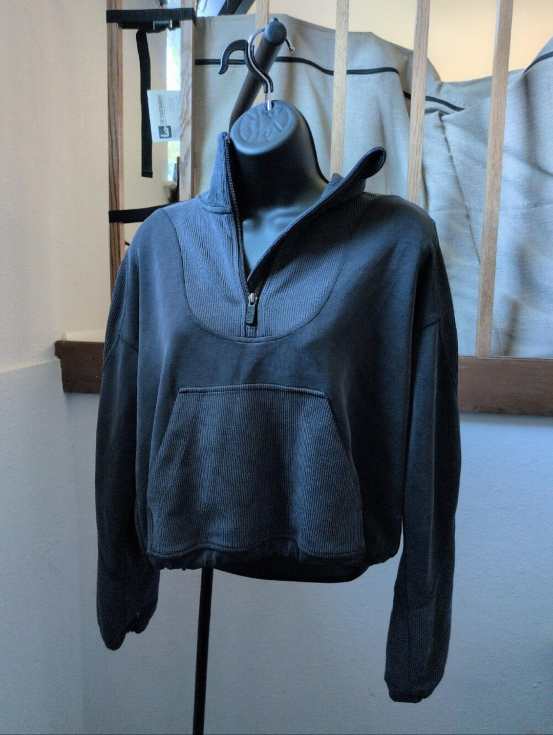 Lululemon Brushed Softstreme Ribbed Half Zip Gray - US 6