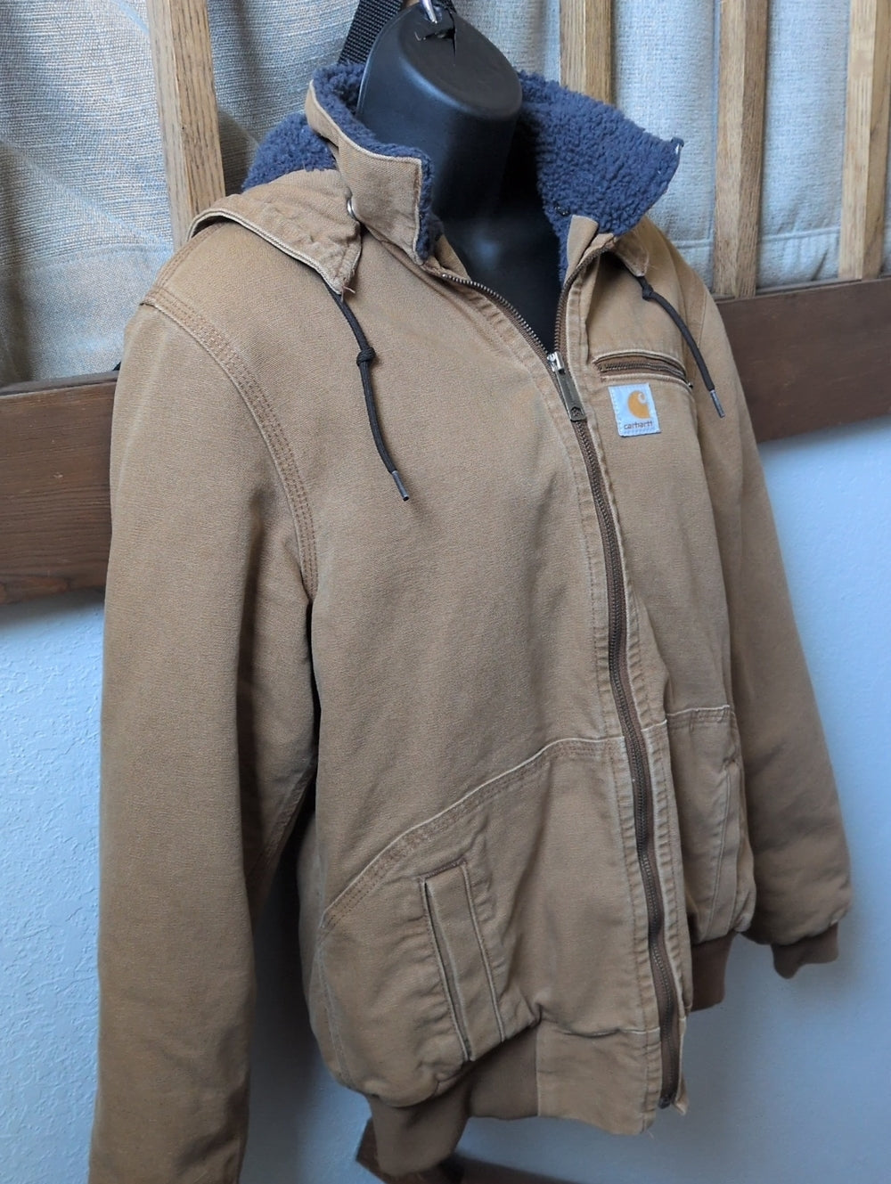 Carhartt Women's Weathered Wildwood Jacket  in brown canvas  - Small