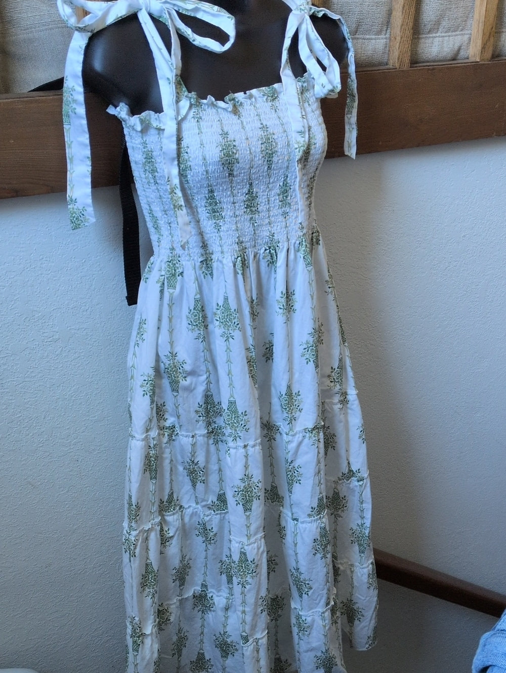Hill House Home Ribbon Ellie Nap Dress In Green Basket Trellis Floral Size L