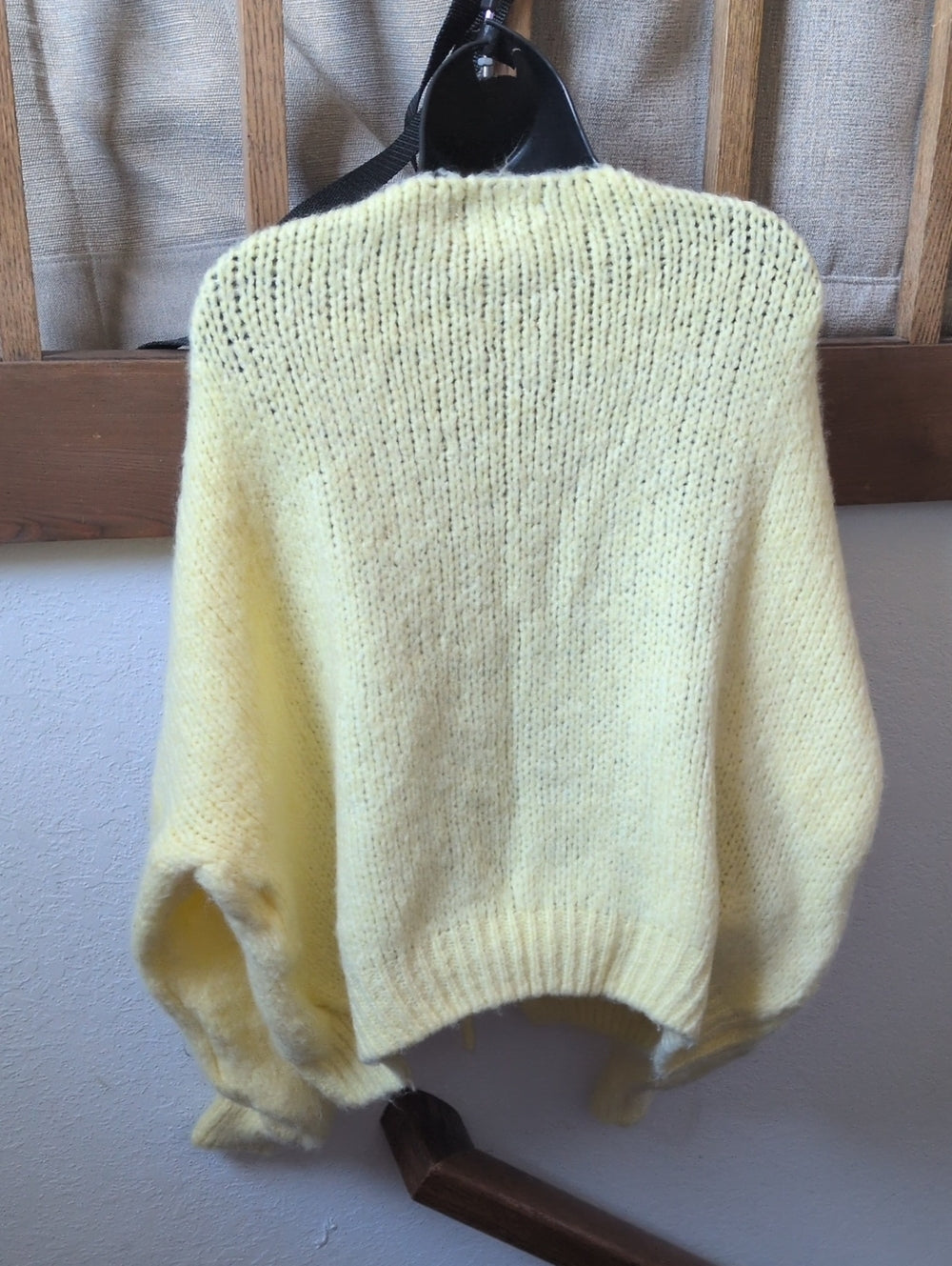 Janou Cardigan in Yellow from the boutique brand Easy Clothes - OSFM.