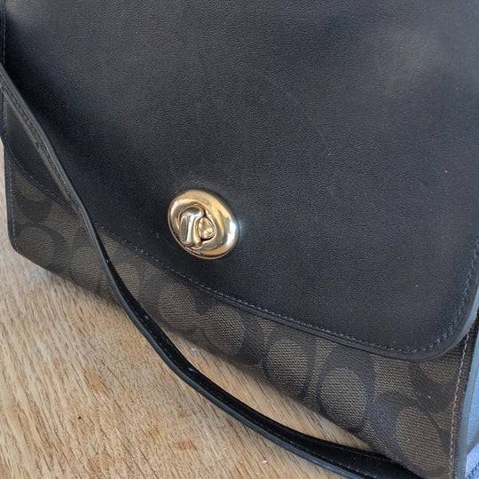 Coach Tilly Top Handle Purse With Dark Signature Print Bottom