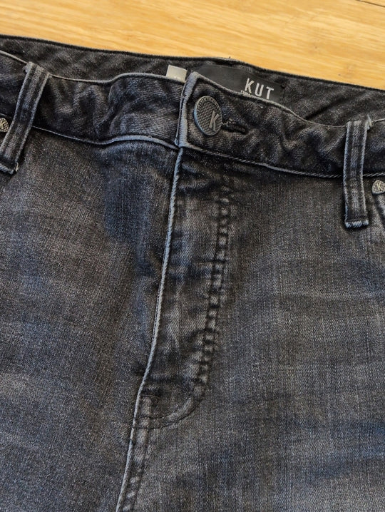 Kut From The Kloth Rachael Fab AF Mom High Rise Jeans In Washed Black  - 12