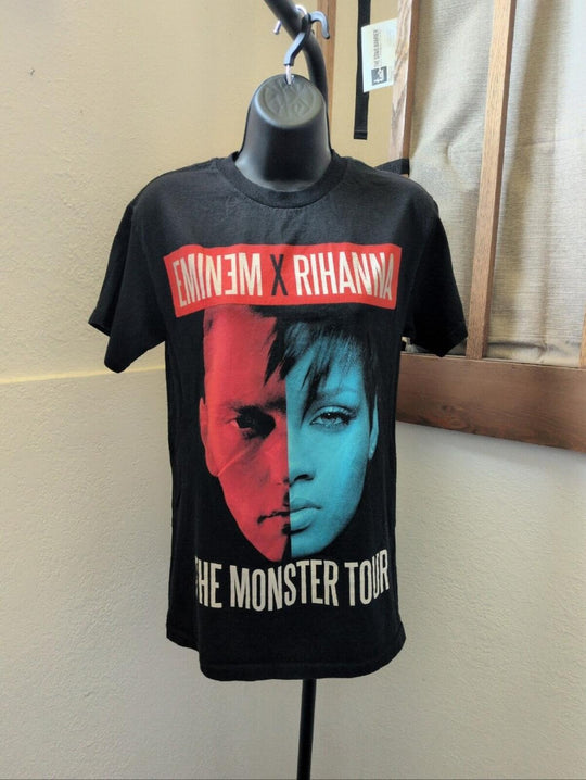 Eminem X Rihanna The Monster Tour Shirt - Small