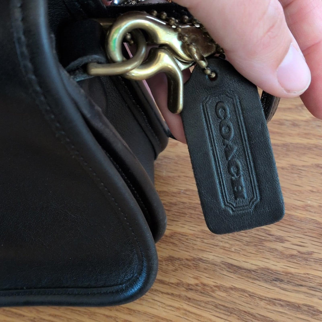 Vintage Coach Penny Pocket Purse Black