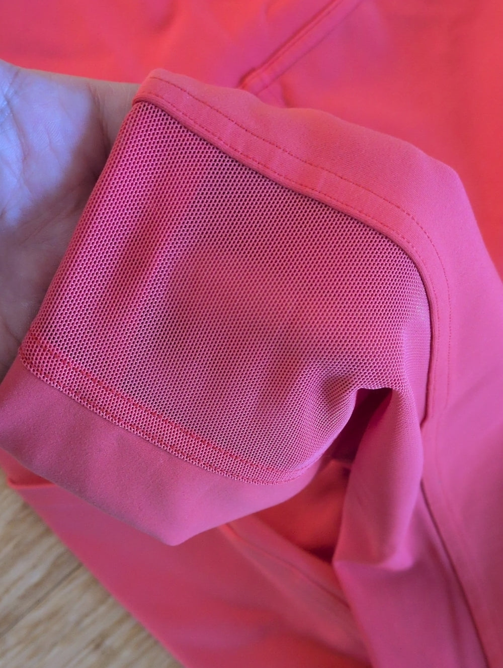 Lululemon Pink/Coral Mesh Legging With Pockets Size 10