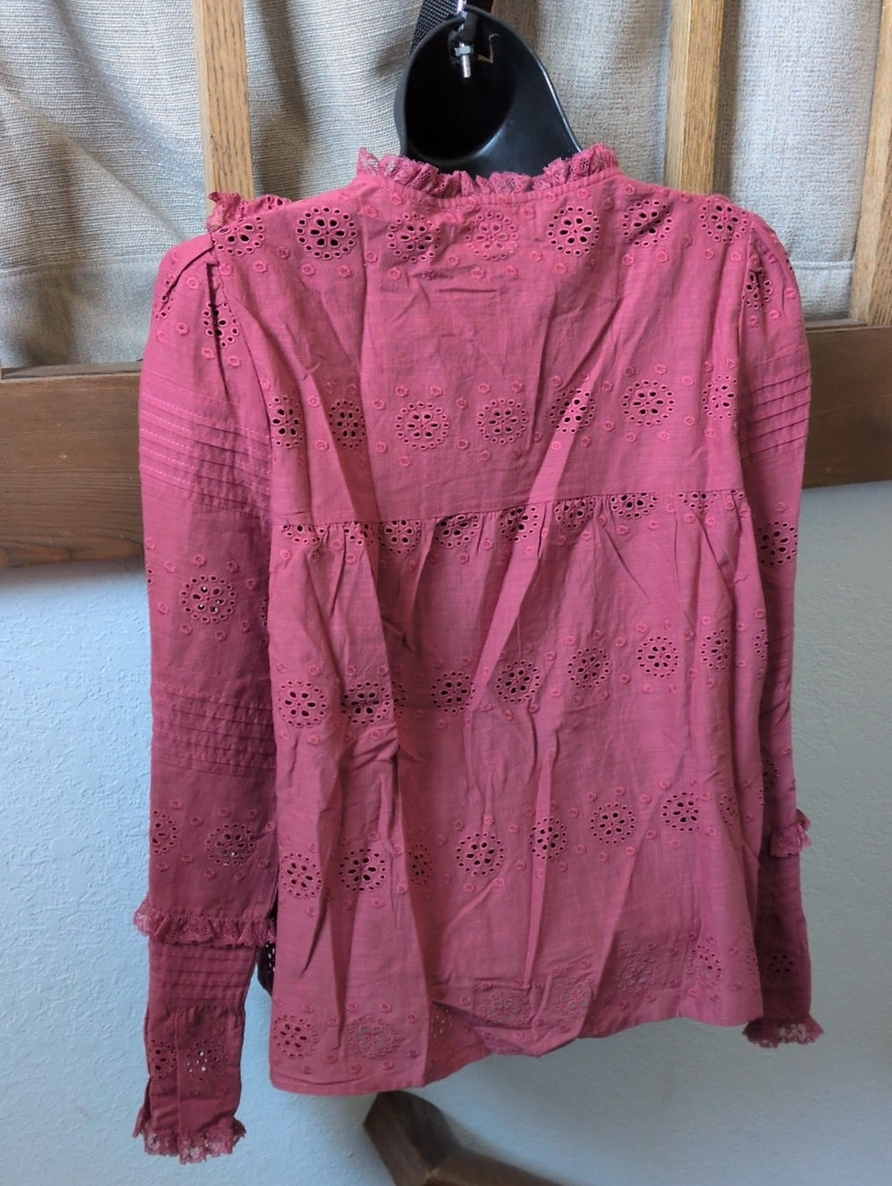 Sézane Nele Shirt in a rosewood / burgundy shade size 40