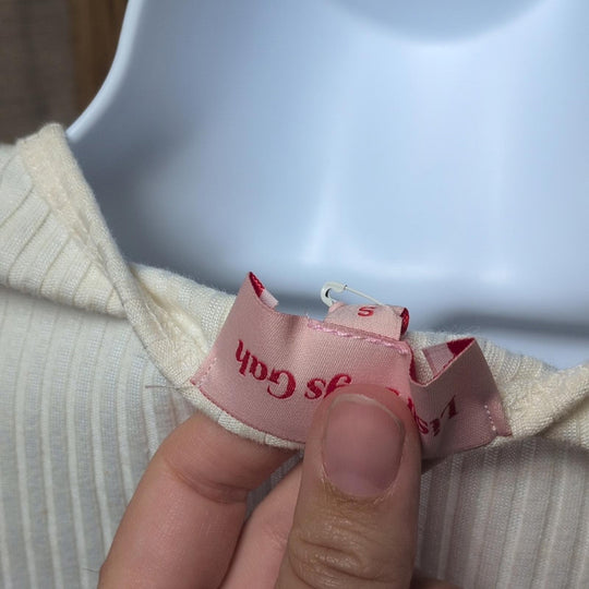Lisa Says Gah Capri Tie Front Top - Small