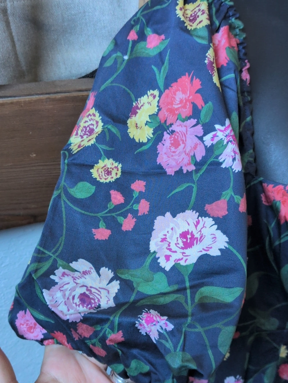 The Matilda Dress In Multi Navy Floral Size Small