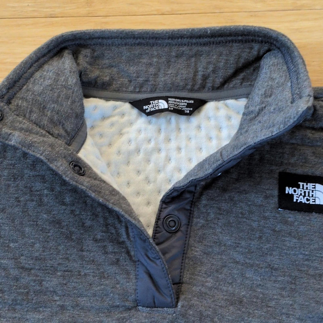 Snap Pullover North Face Sweater - Girls 7