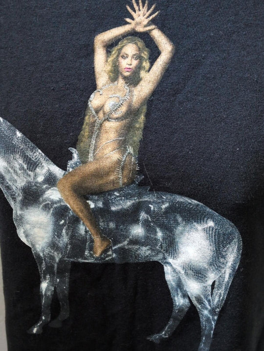 Black Beyoncé Renaissance World Tour graphic t-shirt Pose 1- Small