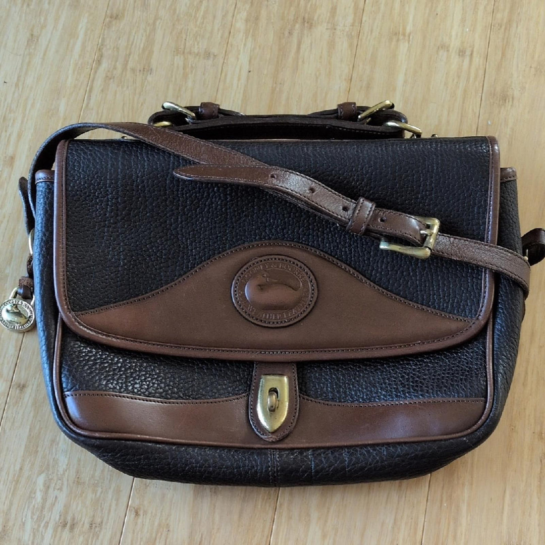 Dooney And Bourke Carrier Leather Bag