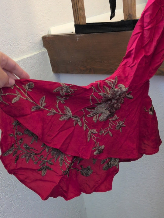 Aratta Silent Journey Daisy Fae Red Embroidered Kimono OS